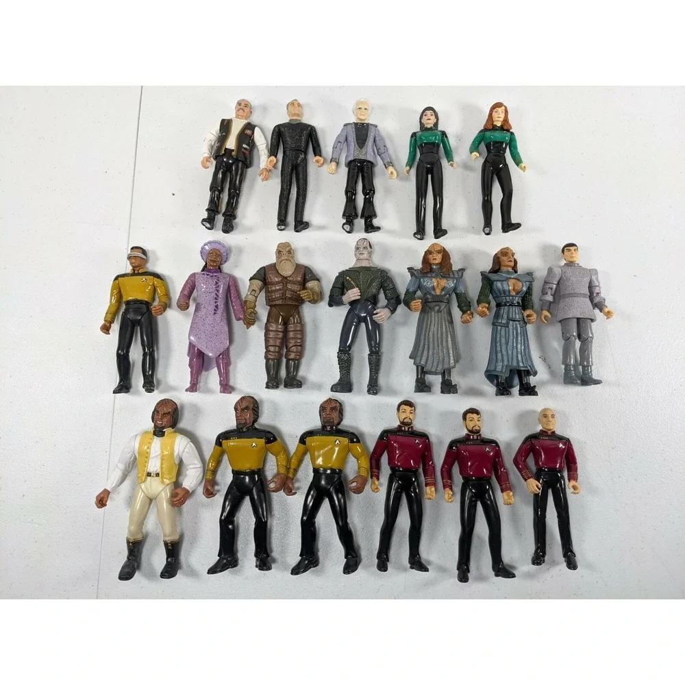 Vintage 1993 1994 Star Trek The Next Generation Lot of 18 Figurines